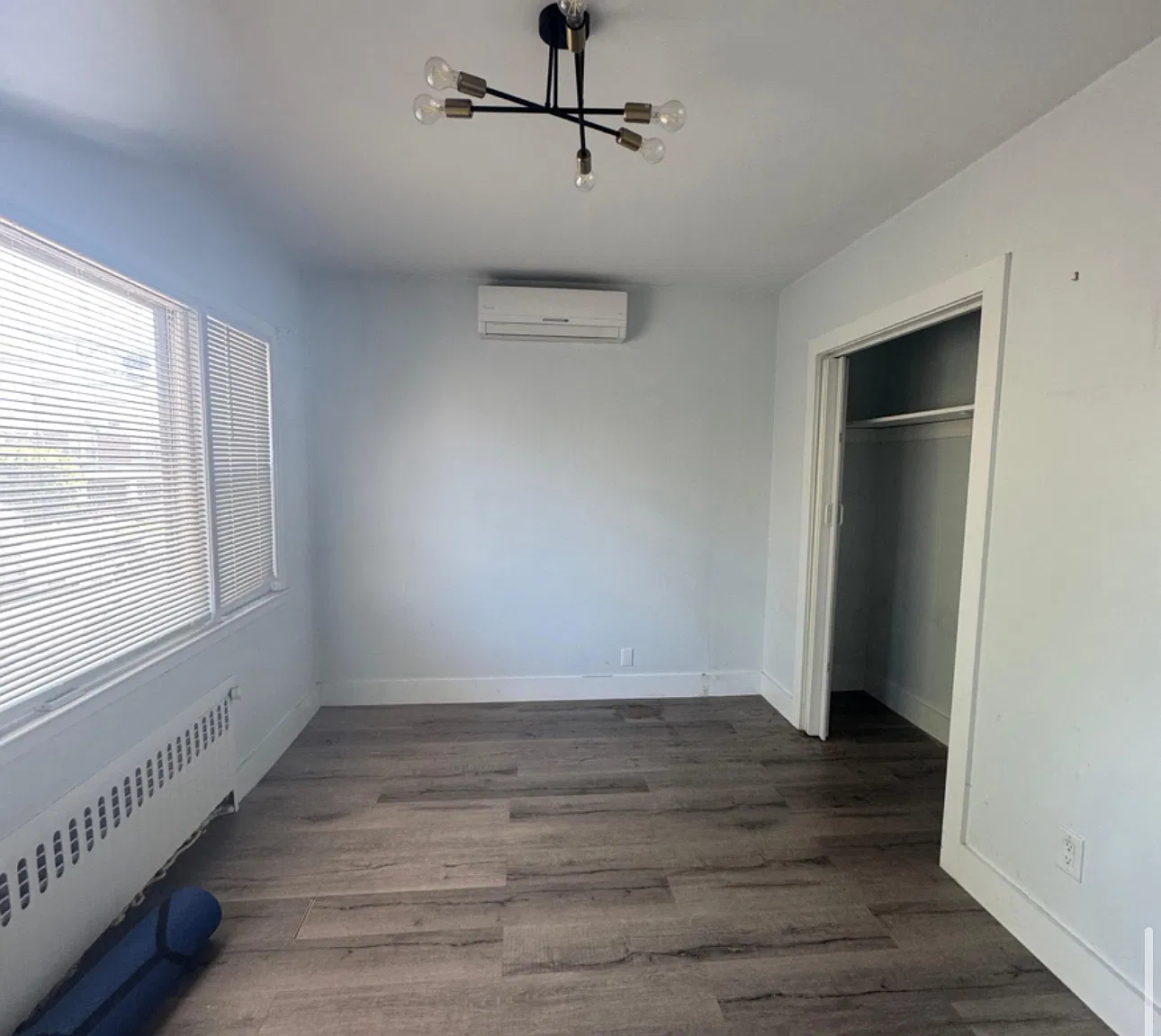 4 bed, $2,900 — Photo 4