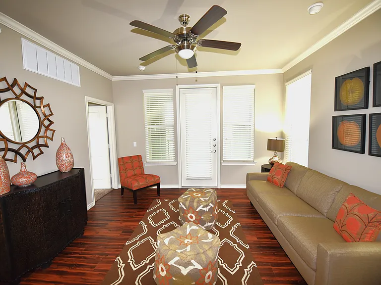 Encore Landing Apartment Homes — Photo 9