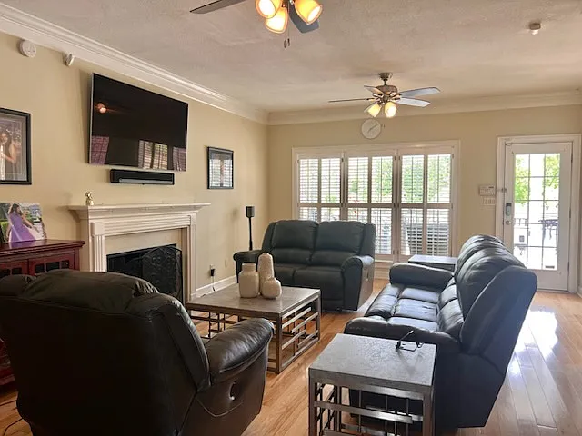 145 Longleaf Dr — Photo 7