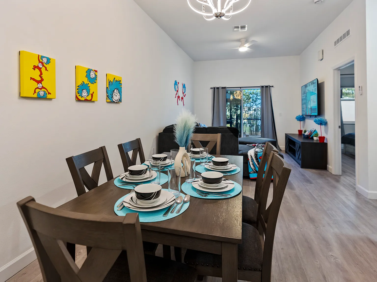 5 bed, 2059 sqft, $3,300 — Photo 3
