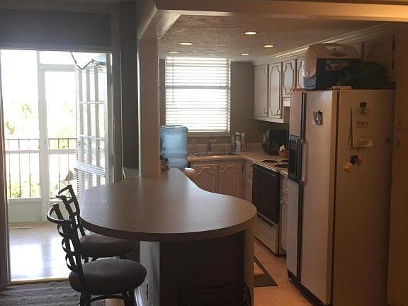 5th image of 109 Paradise Harbour Blvd APT 503