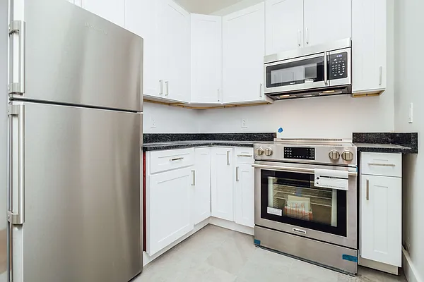 Rented by Nooklyn NYC LLC | media 38