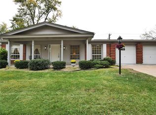 1520 Surf Side Dr, Saint Louis, MO 63138