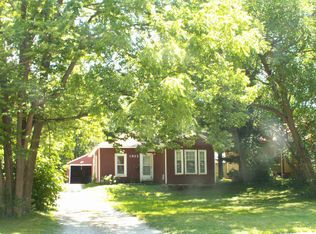 1923 22nd St, Des Moines, IA 50310