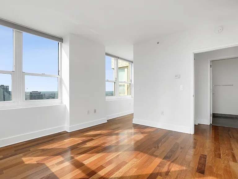 88 Morgan St #4708 — Photo 11