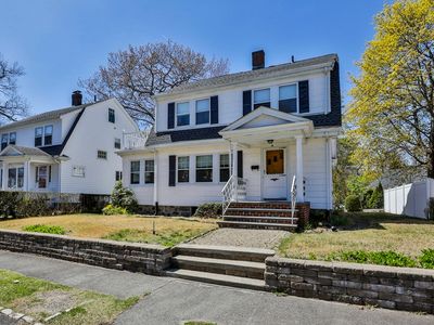 14 Crown St, Milton, MA, 02186