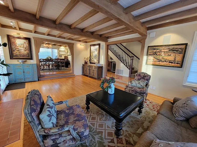 360 Aster St — Photo 14