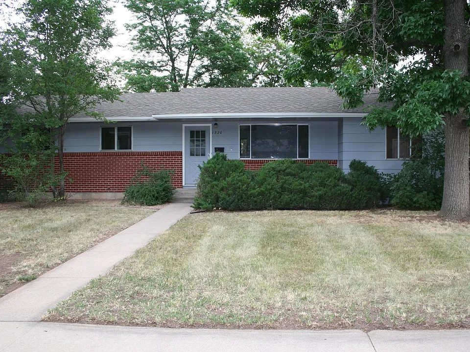 1320 Southridge Dr