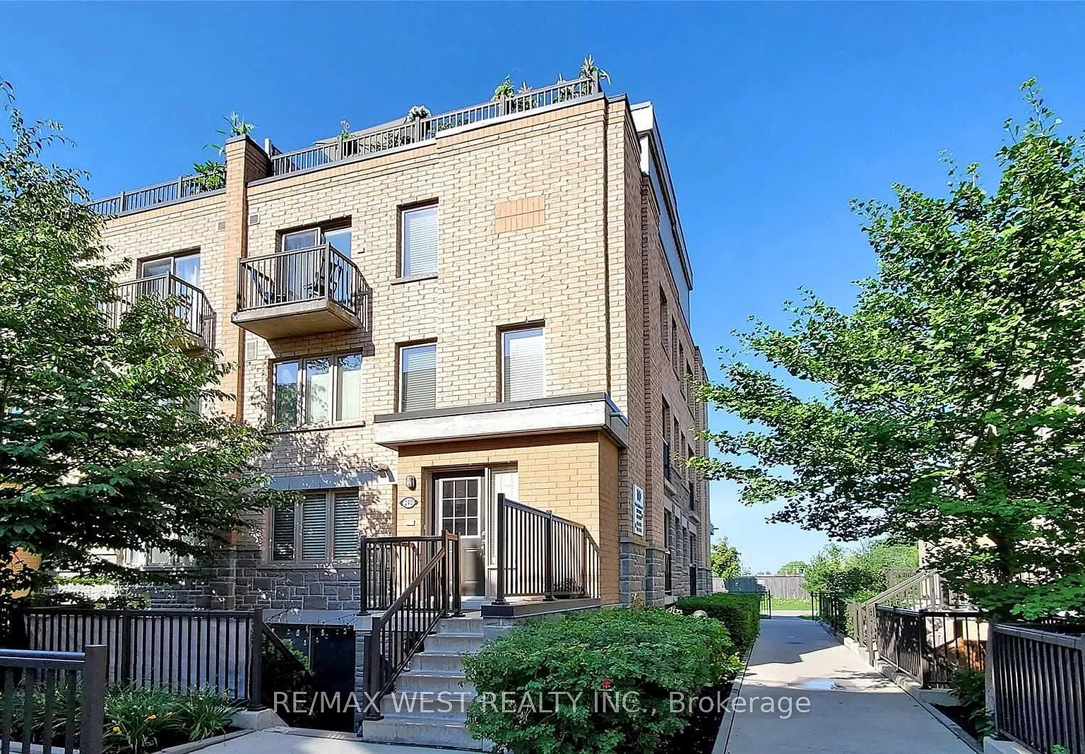 3 bed, $3,500 — Photo 1