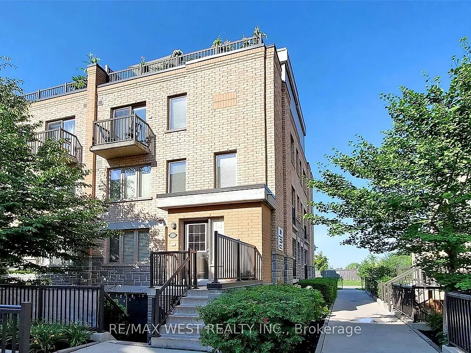 10 Foundry Ave #240