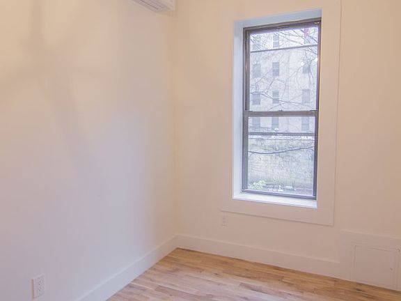 4th image of 485 Pacific St APT 3C