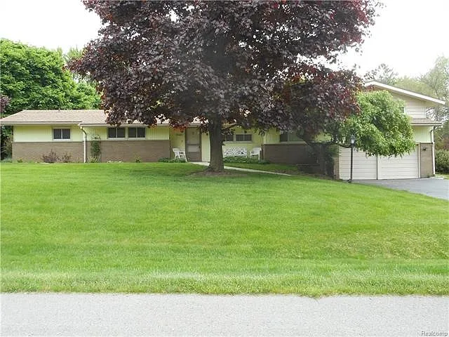 3351 Devon Brook Dr photo 1