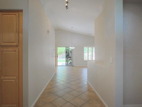 4th image of 2850 S Tumbleweed Ln
