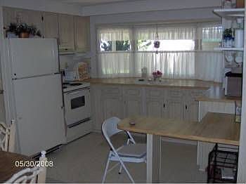 4th image of 1122 Elkhart Cir