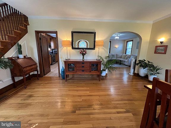 4th image of 3100 Montebello Ter