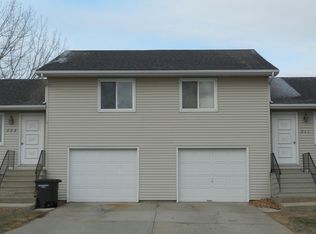 313 N 6th Ave, Hastings, NE 68901