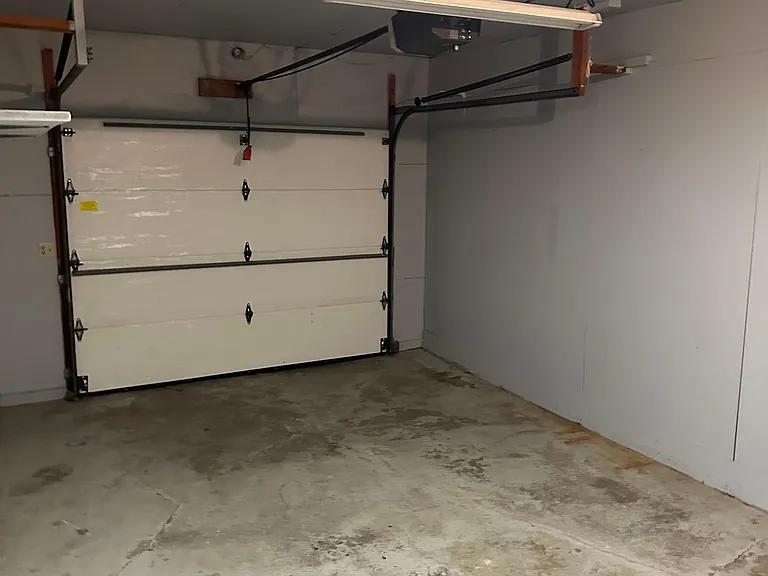 1250 Primrose Ln — Photo 4