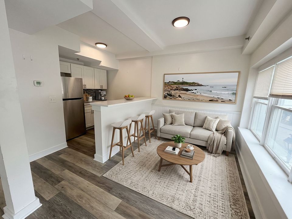 1st image of 211 Onset Ave #2