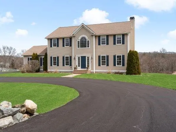 919 Seven Mile Rd, Hope, RI 02831