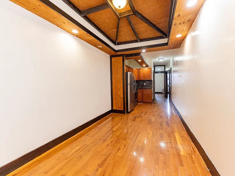 88 Starr St #2L — Photo 3