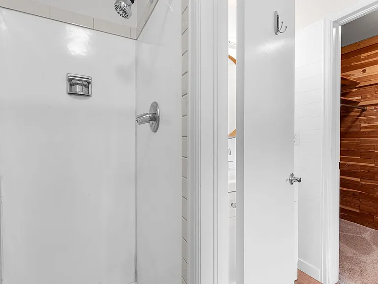 6550 Delmonico Dr #304 — Photo 19