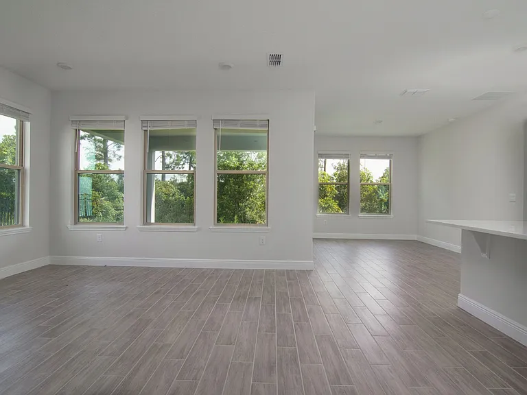 11045 E Bay St — Photo 13