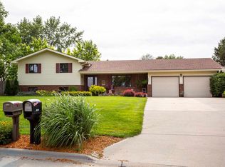8460 36th Ave, Columbus, NE 68601
