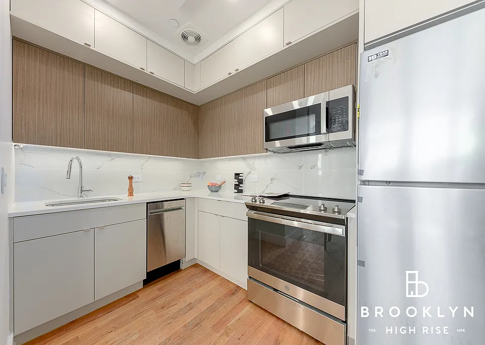 2667 Fulton Street — Photo 3