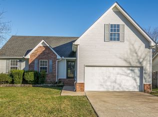 1249 Mac Duff Dr, Murfreesboro, TN 37128