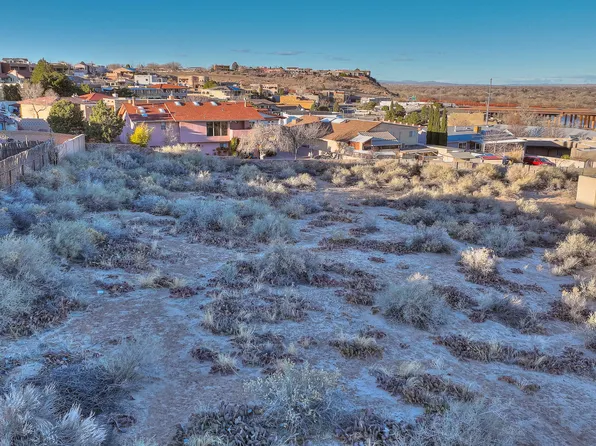 Riverview Tr2b Rd NW, Albuquerque, NM 87105