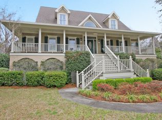 608 Royall Ave, Mount Pleasant, SC 29464