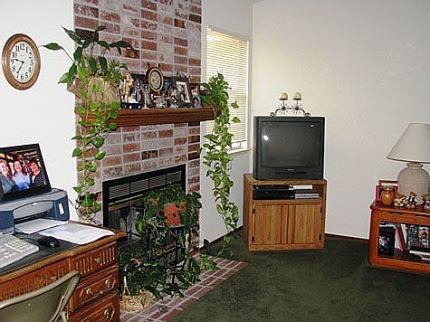 5th image of 1332 Foxhollow Way