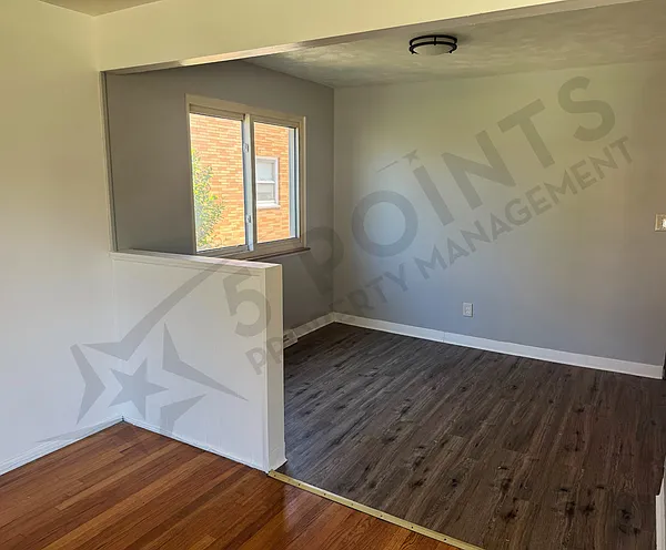 927 E 216th St #1 — Photo 24