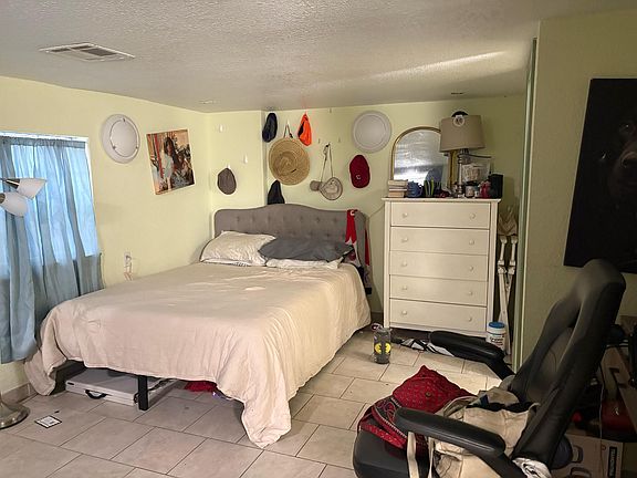 4th image of 1511 Broadway St #1