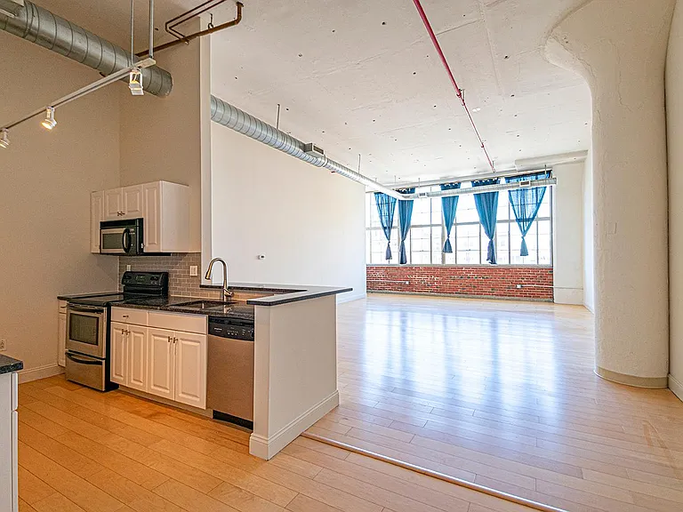 Liberties Lofts — Photo 19