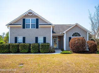115 Mulberry Cir, Hampstead, NC 28443