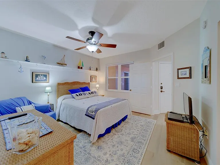 16700 Gulf Blvd #423 — Photo 41