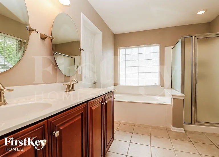 577 Delafield Dr — Photo 11