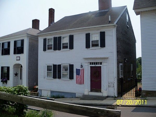 1st image of 27 Leyden St #A
