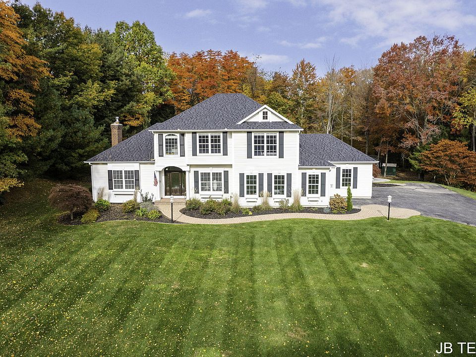 1st image of 6427 Oakridge Dr
