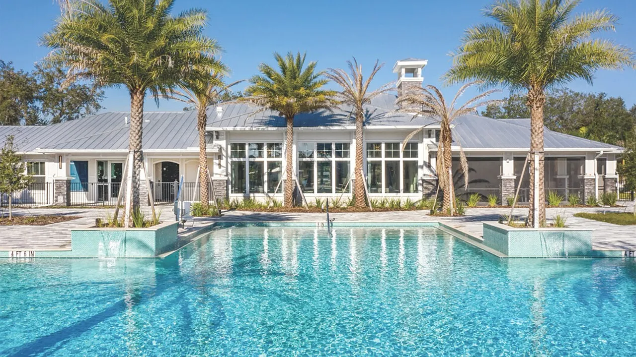 Venice Isles Luxury Apartments — Photo 2