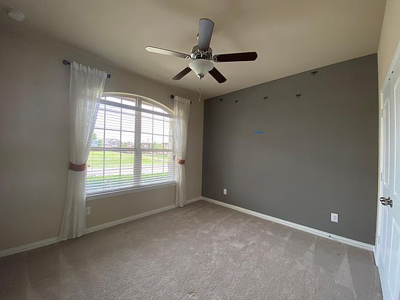 2nd bedroom or Study downstairs