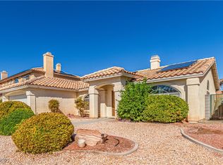 9102 Baysinger Dr, Las Vegas, NV 89129