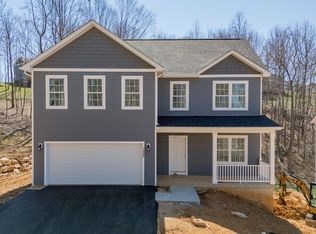 1400 Walnut Ridge Rd, Christiansburg, VA 24073