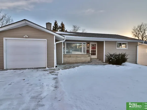 4923 Valley St, Omaha, NE 68106