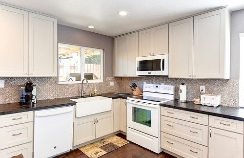 2nd image of 3529 Coralwood Way