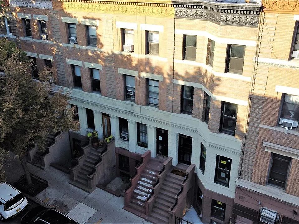 1st image of 403 W 147th St