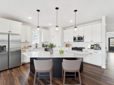 1529 Creekwood Dr, New Richmond, WI, 54017