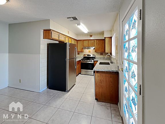 4th image of 5810 Allegro Ave