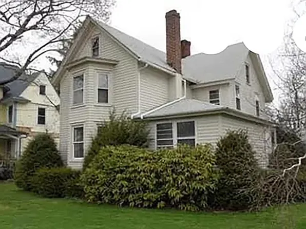 22 Maple Avenue, Ellenville, NY 12428